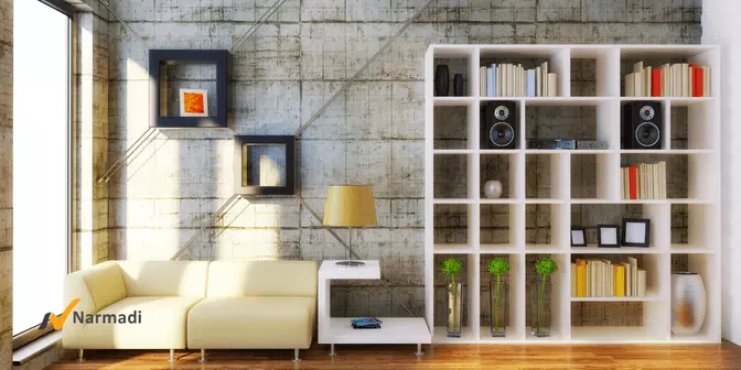 Rak buku di dekorasi ruang keluarga